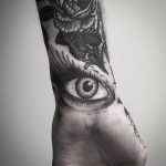 Black eye on a wrist by tattooist weepandforfeit