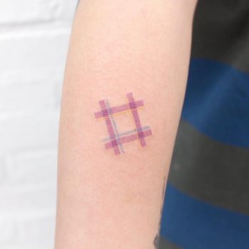 Check pattern by tattooist Saegeem