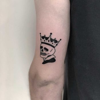 Crowned skull by Rich Sinner