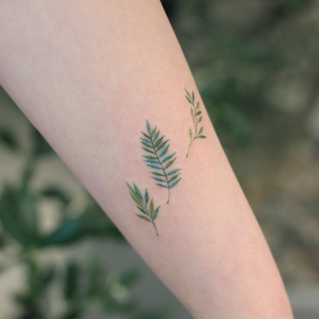 Three leaves by tattooist Saegeem