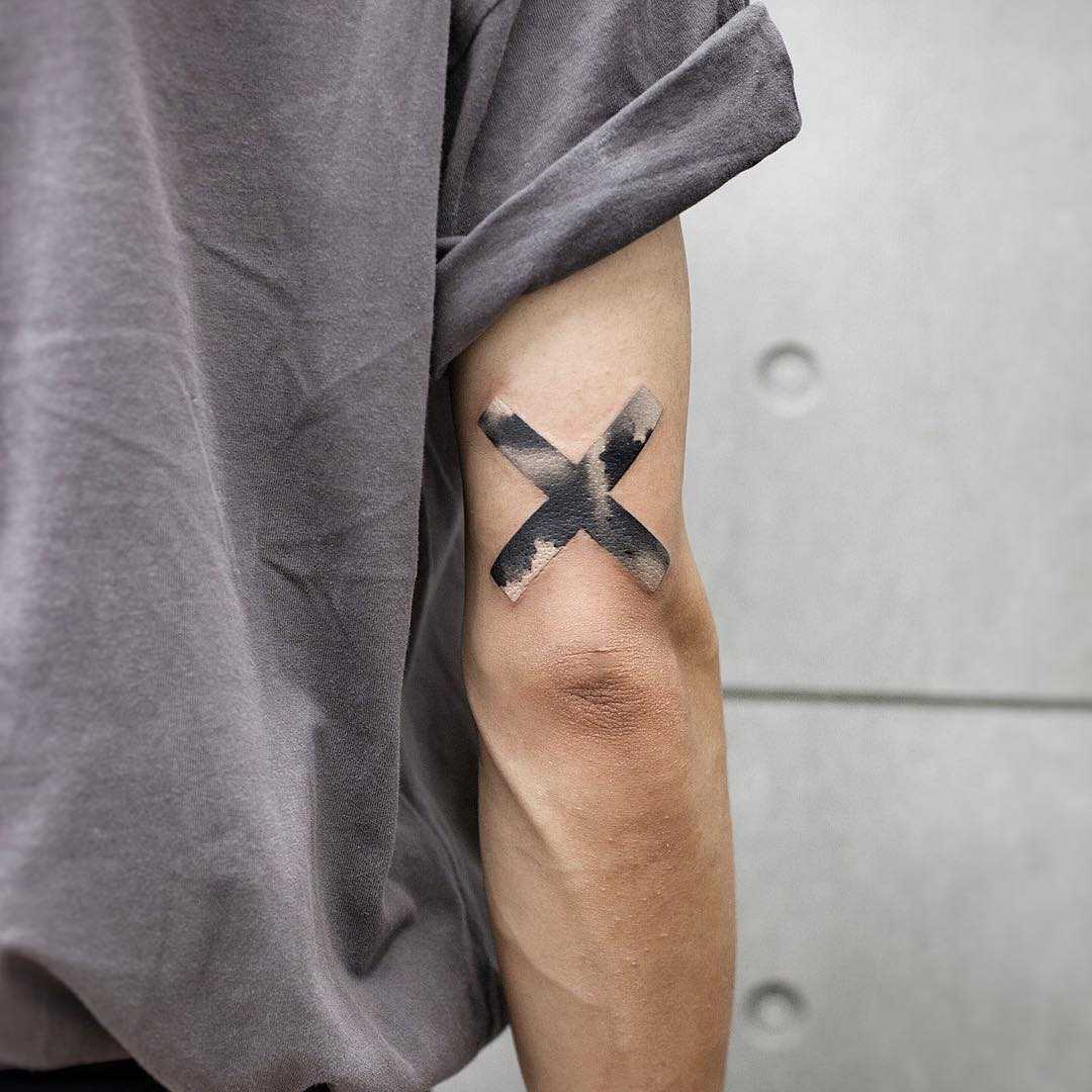 X by tattooist Chenjie