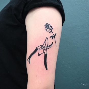 Florist tattoo by @themagicrosa