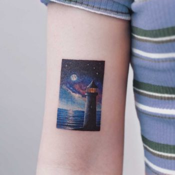 Lighthouse and night sky by tattooist Saegeem