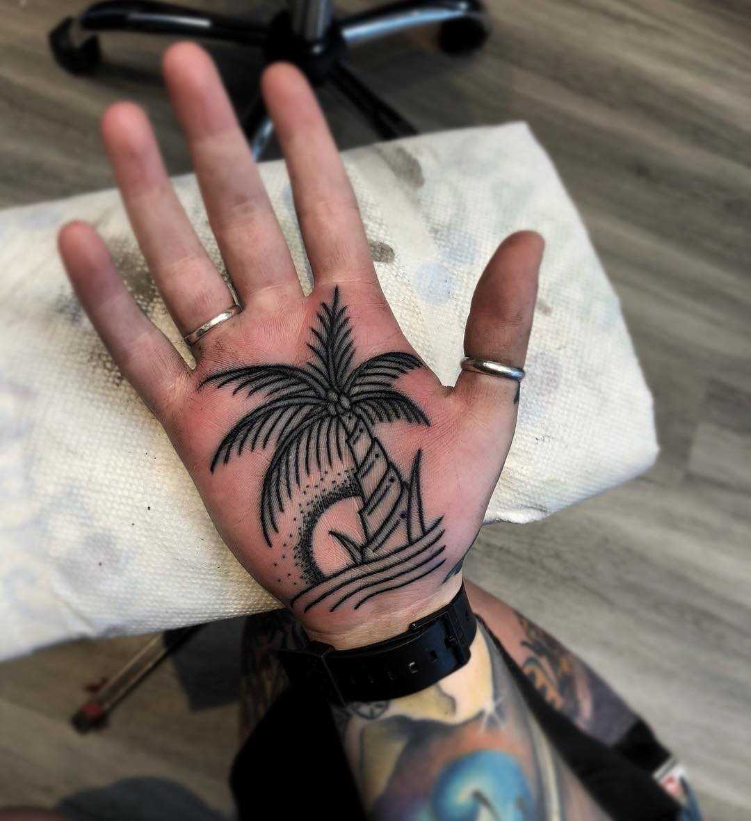 Palm tree by Mark Walker