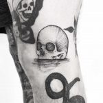 Sinking skull by tattooist weepandforfeit