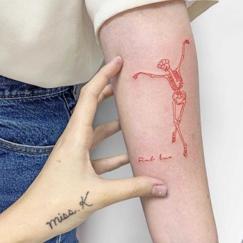 Skeleton ballerina by Sara Kori