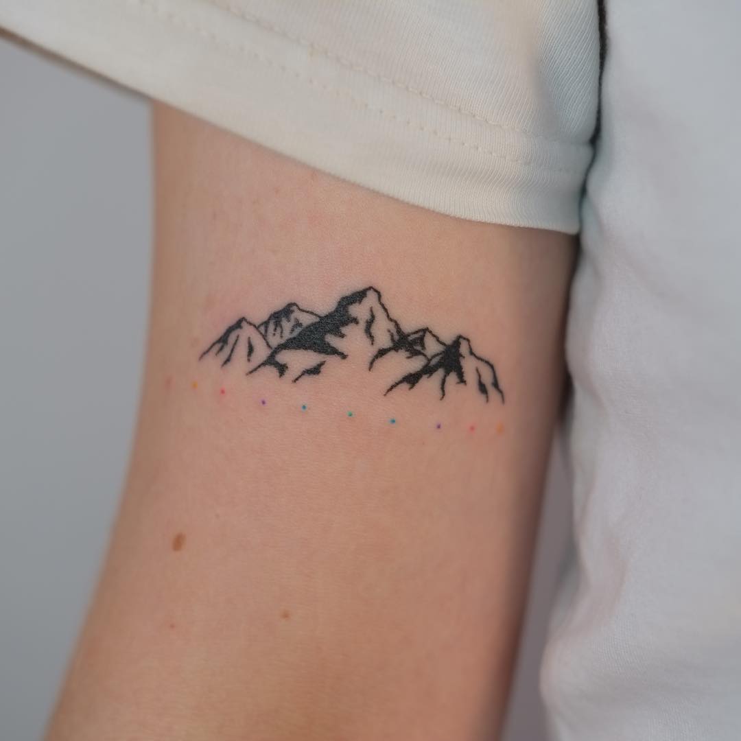 Small mountains by Yaroslav Putyata