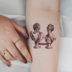 Tattoo symbolizing soulmates by @ghinkos