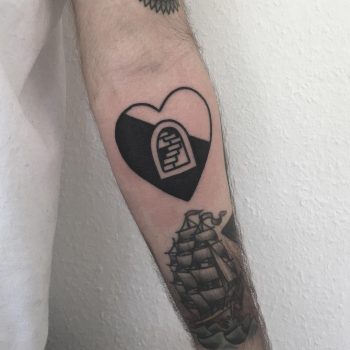 Half way there tattoo by @hanaroshinko