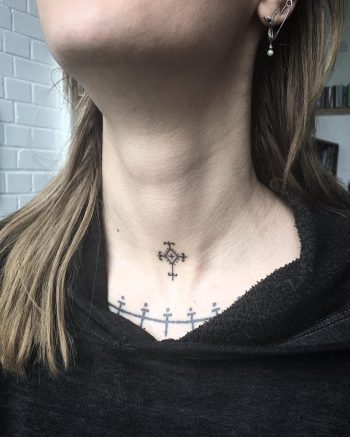 Small ornament on a neck by @ryanjessiman