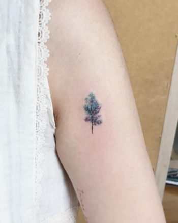 Tiny watercolor tree by @tattooist_flower