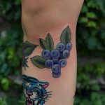 Blueberries by @lindseebeetattoo
