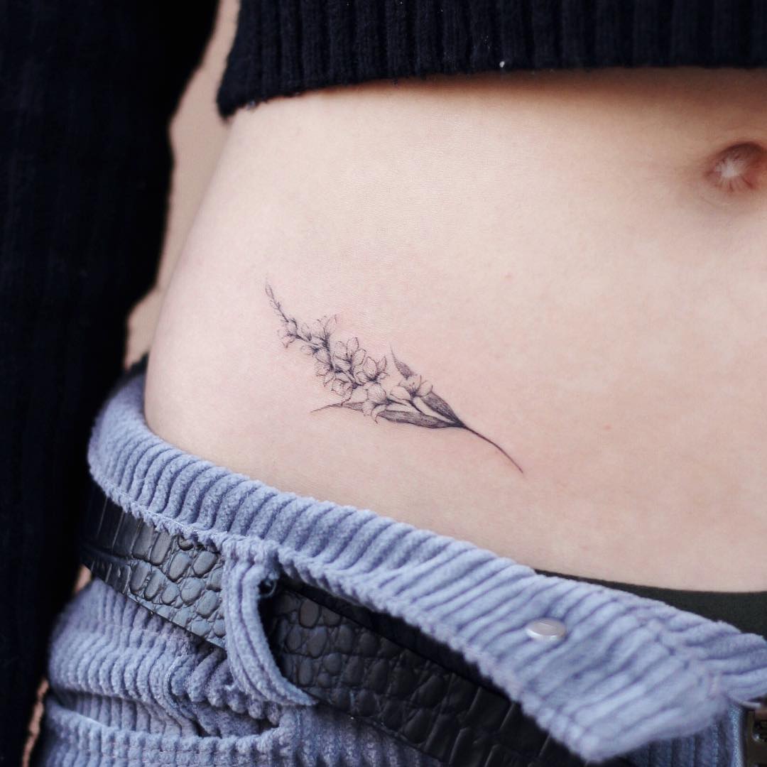 Gladiolus tattoo by @vane.tattoo_