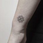 Small flower by @hellotako