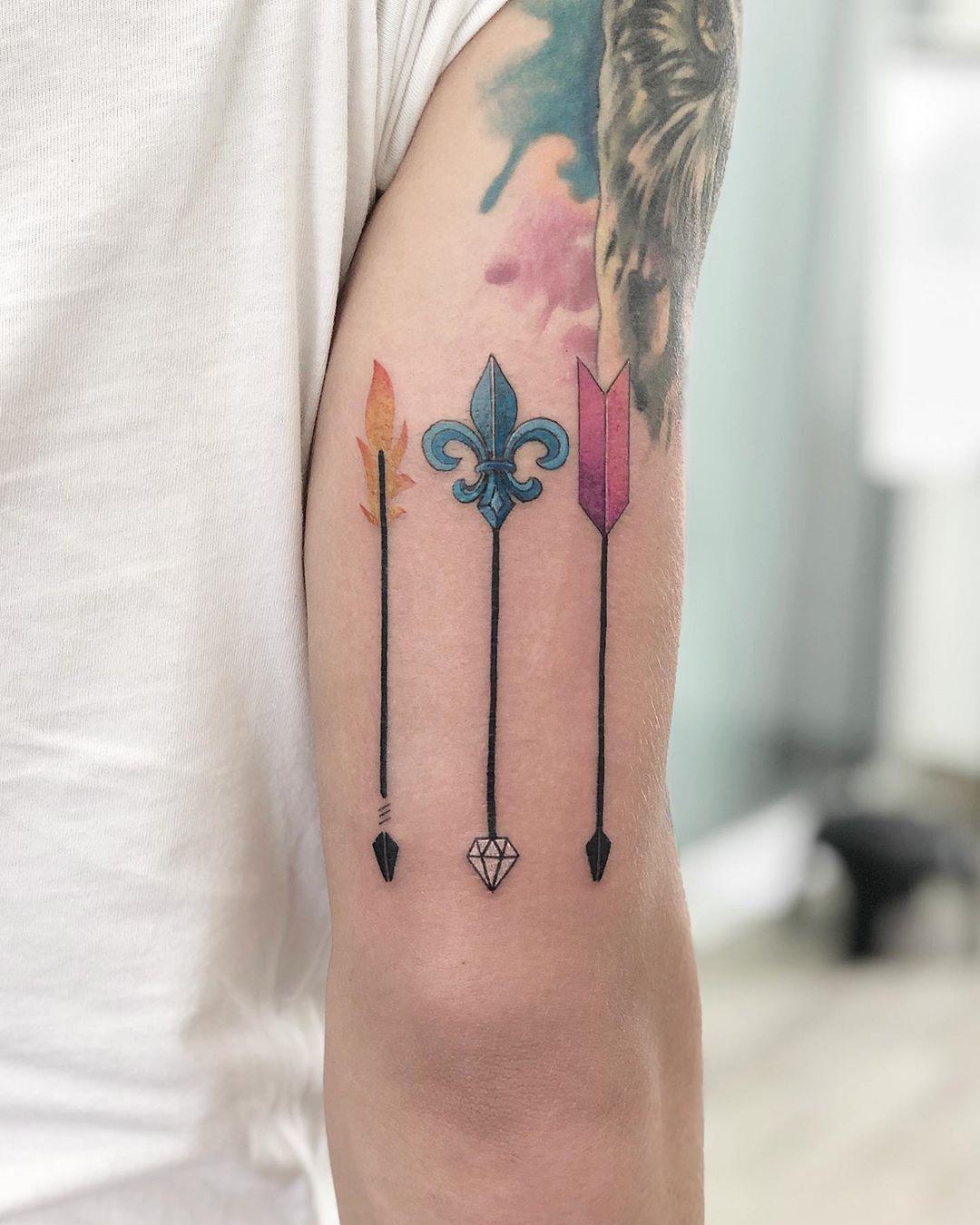 Three arrows by @soychapa