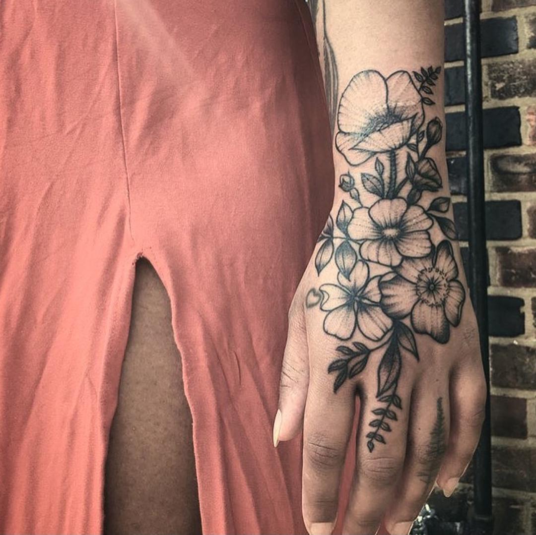 Flowers by @rebecca_vincent_tattoo