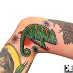 Neo-traditional chameleon by @pablo_de_tattoolifestyle