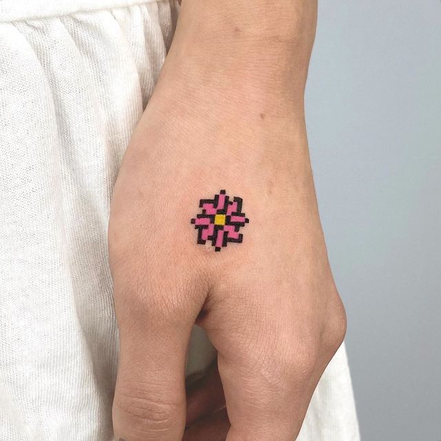 Tiny Pixel Flower by @88world.co.kr