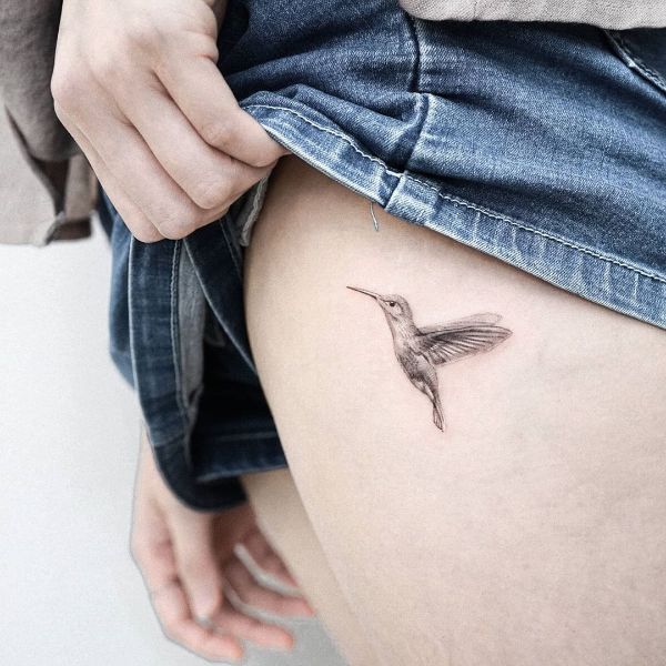 Tiny Hummingbird Tattoo by tattooist Ian Wong