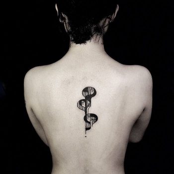 Tattoo on a Back by tattooist Hen