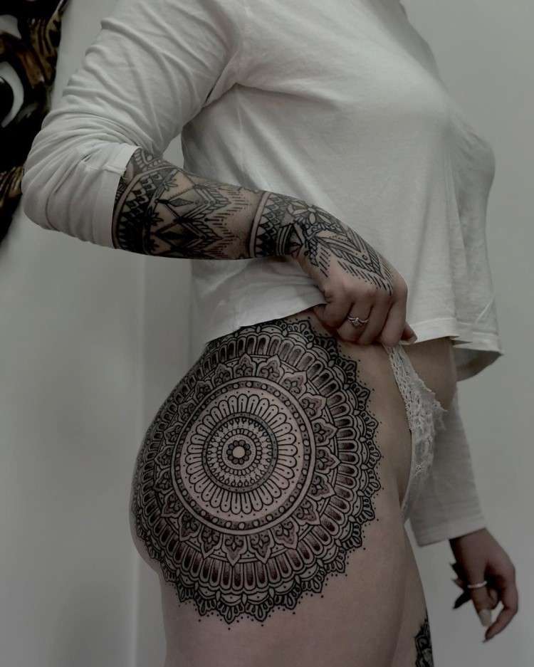 Huge Mandala On Hip by CARTER-El Vardo