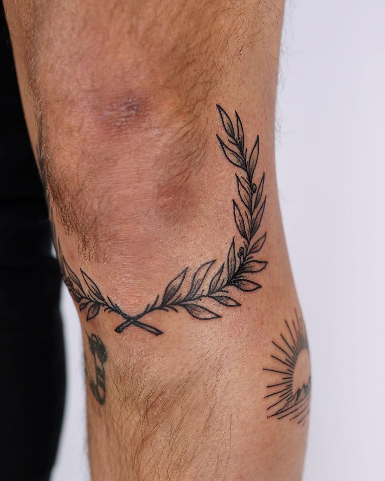 Laurel Wreath Tattoo Knee by @blackdotter