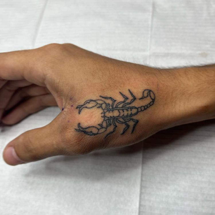 Little Scorpion Tattoo by @briyoncesbeautybar