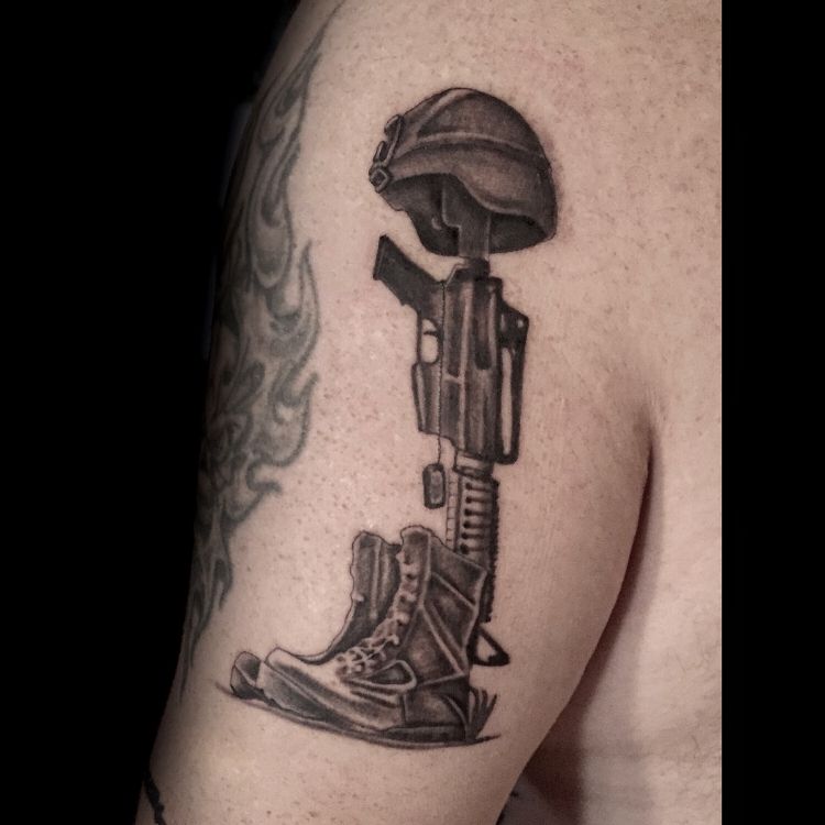 Fallen Soldier Memorial Tattoo by @lambertandgunn