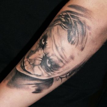 Realistic Heath Ledger Joker Tattoo by @tintenkunst