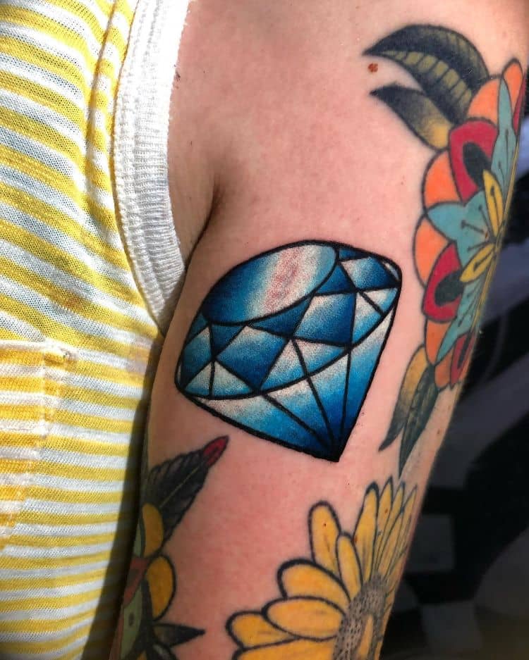Blue Dimond Tattoo by @feliisbela_tattoos