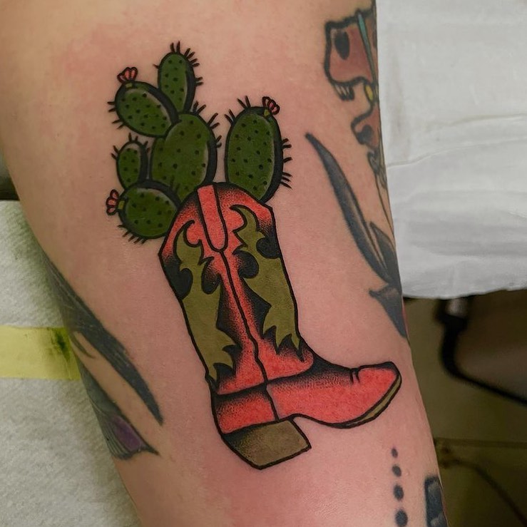 Traditional Cowboy Boot Tattoo Idea by @waldodelrocca