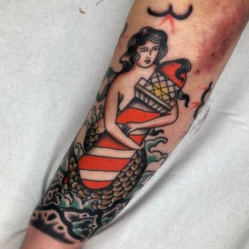 Traditional Siren Tattoo by @gorkaoliden